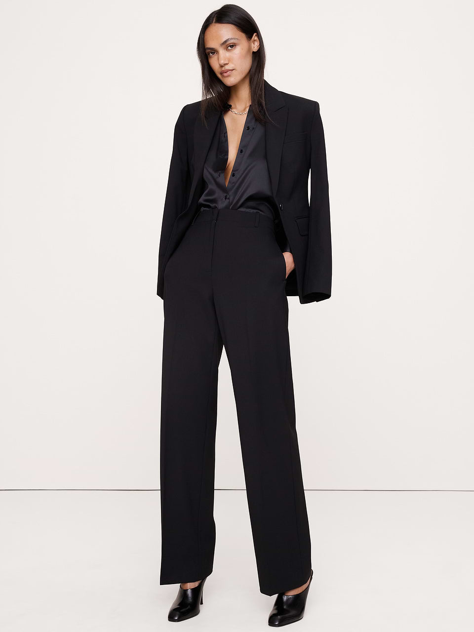 Ultra High-Rise Modern Straight Italian Lightweight Wool Pant - Black