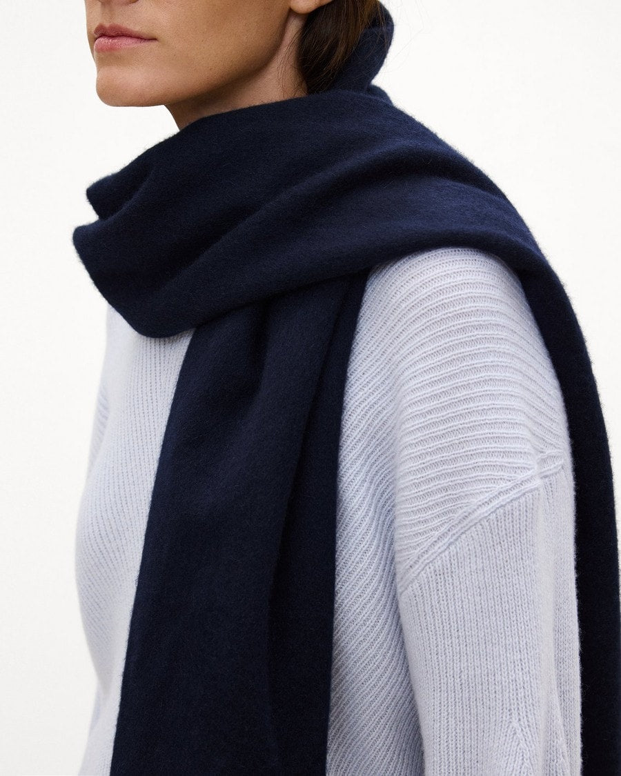 Classic Scarf in Cashmere