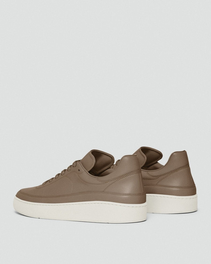 Sneaker in Leather