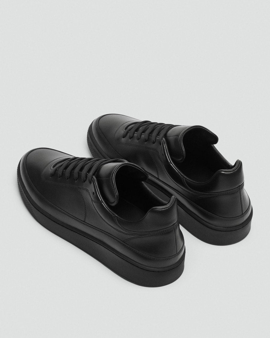 Sneaker in Leather