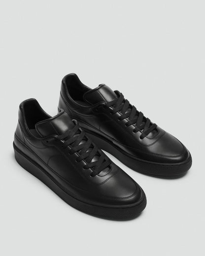 Sneaker in Leather