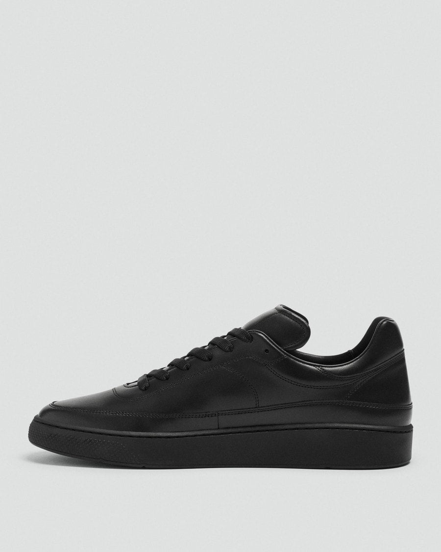 Sneaker in Leather