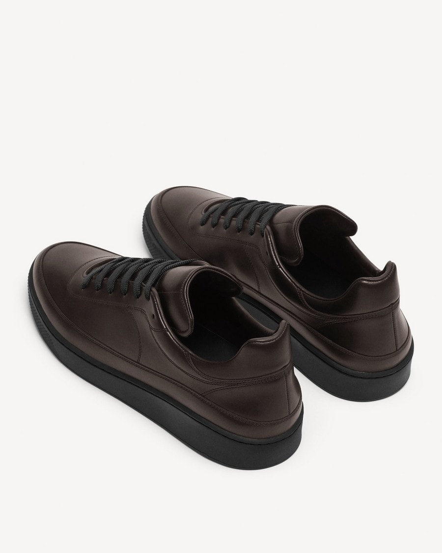 Sneaker in Leather