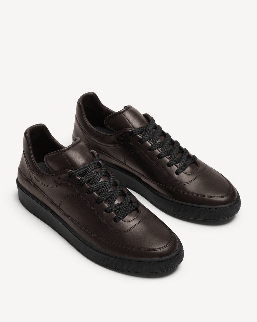 Sneaker in Leather