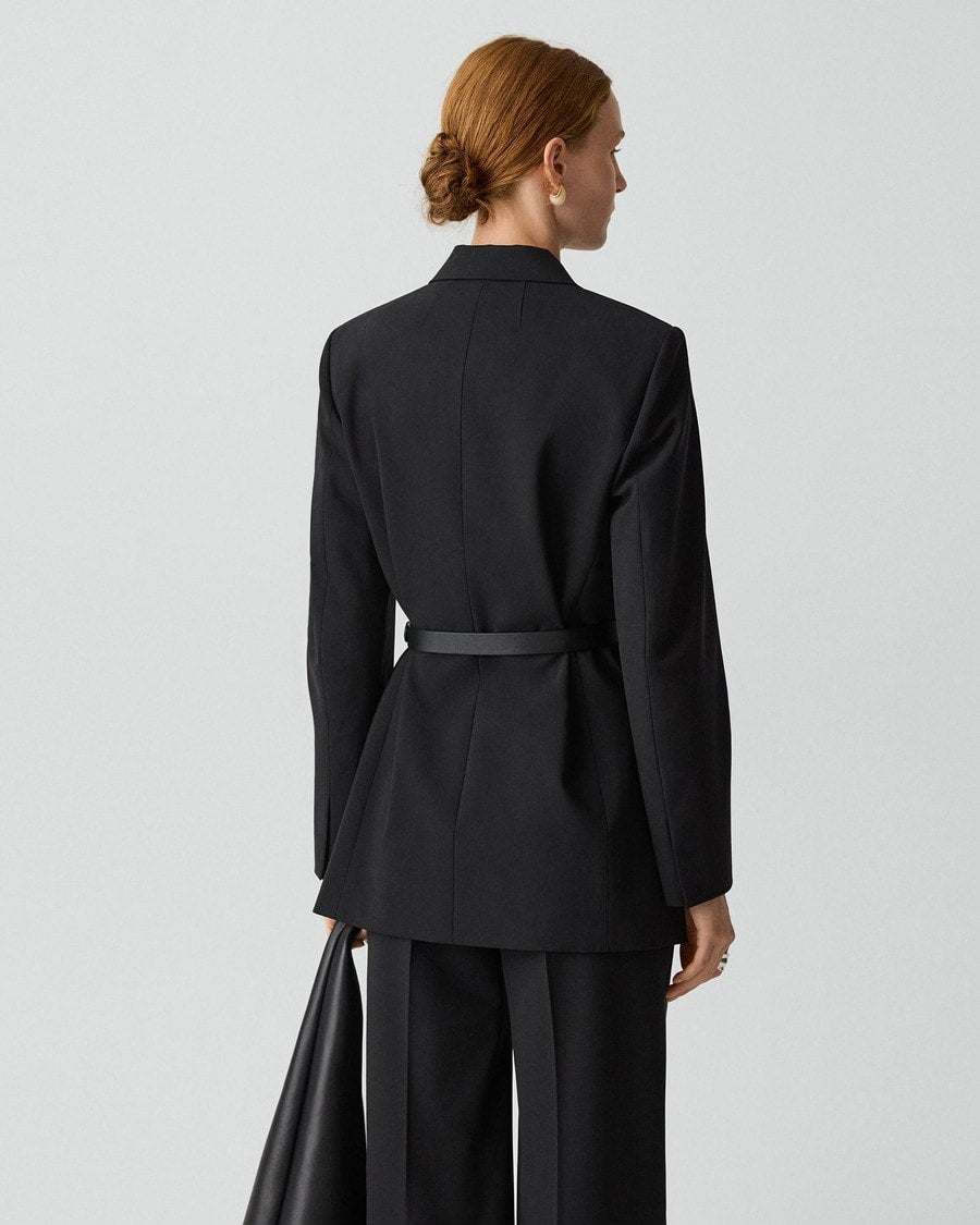 Vented Blazer in Good Wool
