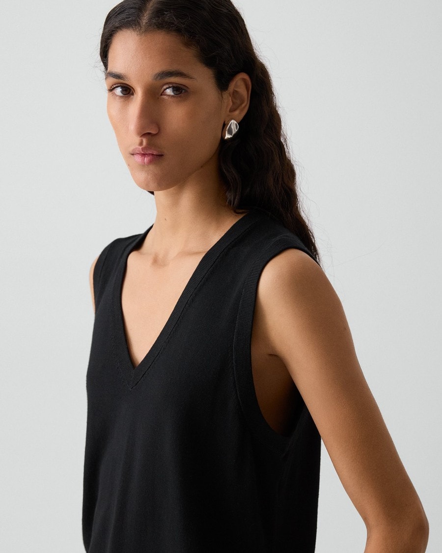 V-Neck Tank Top in Regal Wool