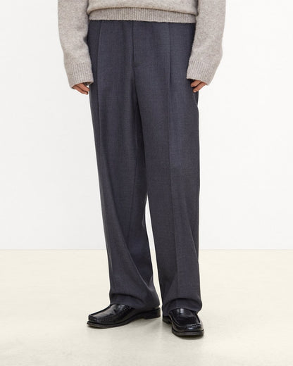 Relaxed Pleat Pant in Studio Wool