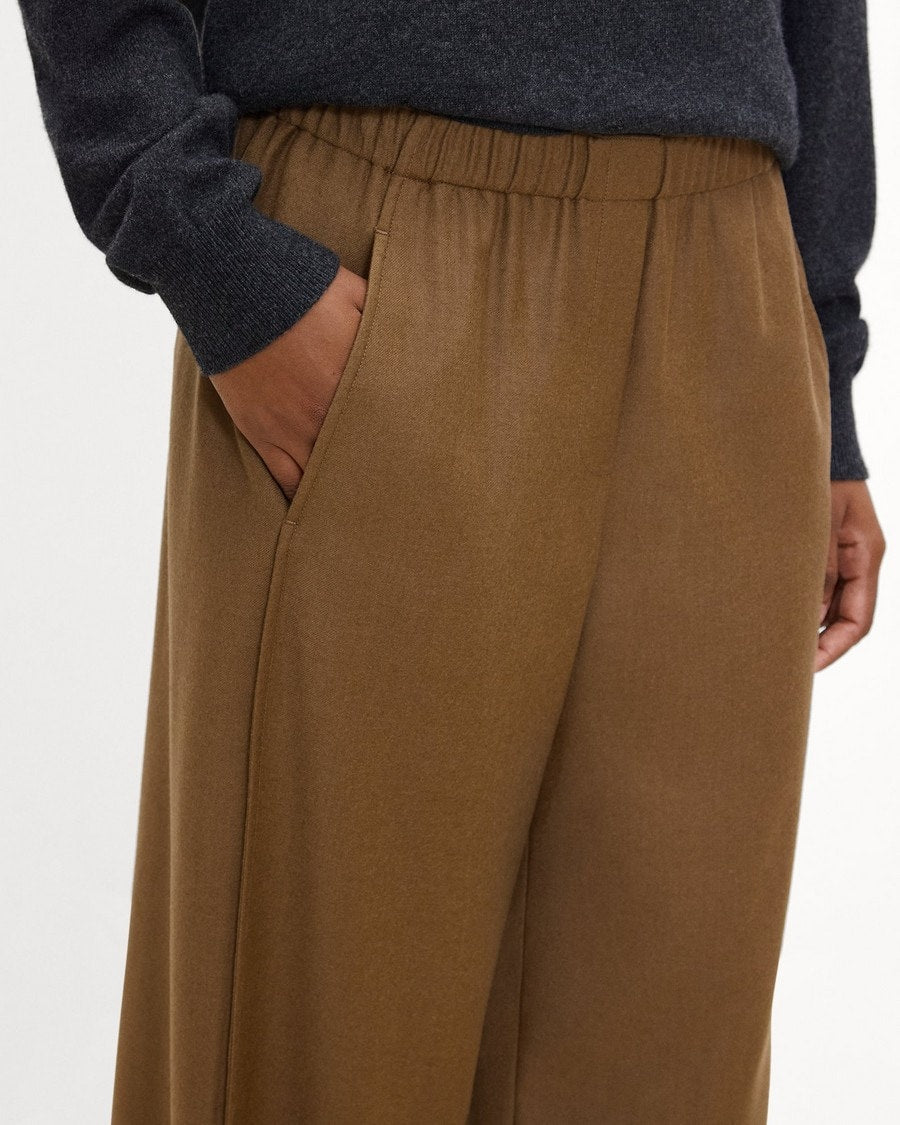 Relaxed Pull-On Pant in Sleek Flannel