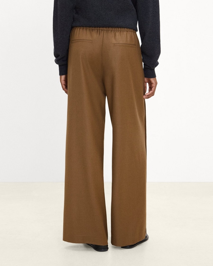 Relaxed Pull-On Pant in Sleek Flannel