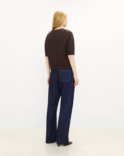 Cropped V-Neck Tee in Cashmere