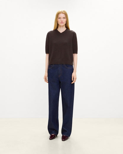 Cropped V-Neck Tee in Cashmere