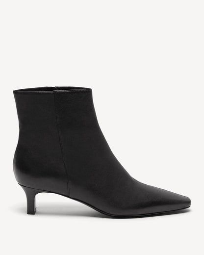 Ainsle Bootie in Smooth Leather