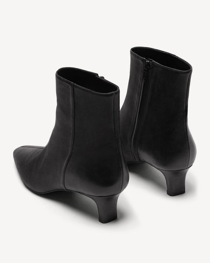 Ainsle Bootie in Smooth Leather