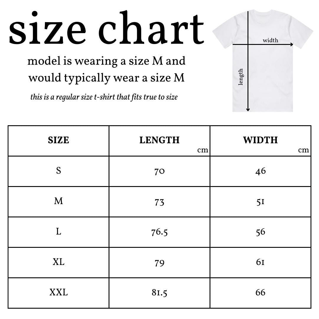 May include: Size chart for a t-shirt with measurements in centimeters. The chart shows the size, length, and width of the shirt in sizes S, M, L, XL, and XXL.