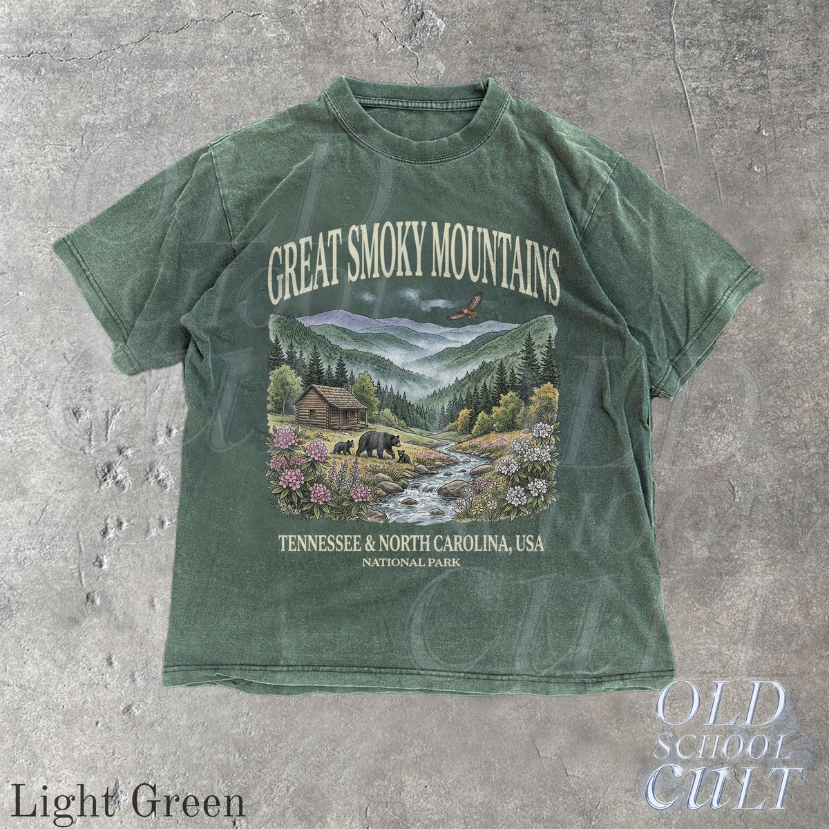 Great Smoky Mountains National Park Vintage 90s Graphic Shirt, Retro Comfort Colors®Mountain Cabin Bear USA Nostalgia Unisex Tee Light Green