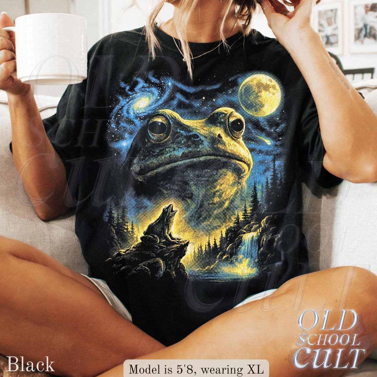 Vintage Frog 90s T Shirt, Cosmic Moon Graphic Tee, Washed Black Nature Shirt, Space Frog Gift, Mystical Forest Animal Art Tee Black