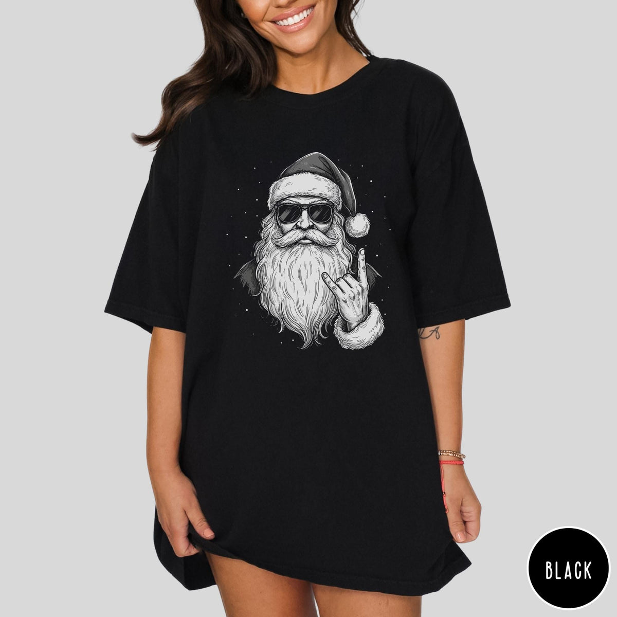 Rockin Santa Shirt, Metal Santa Graphic Tee, Funny Christmas Band Style T-Shirt, Vintage Holiday Unisex Top, Cool Xmas Gift Idea