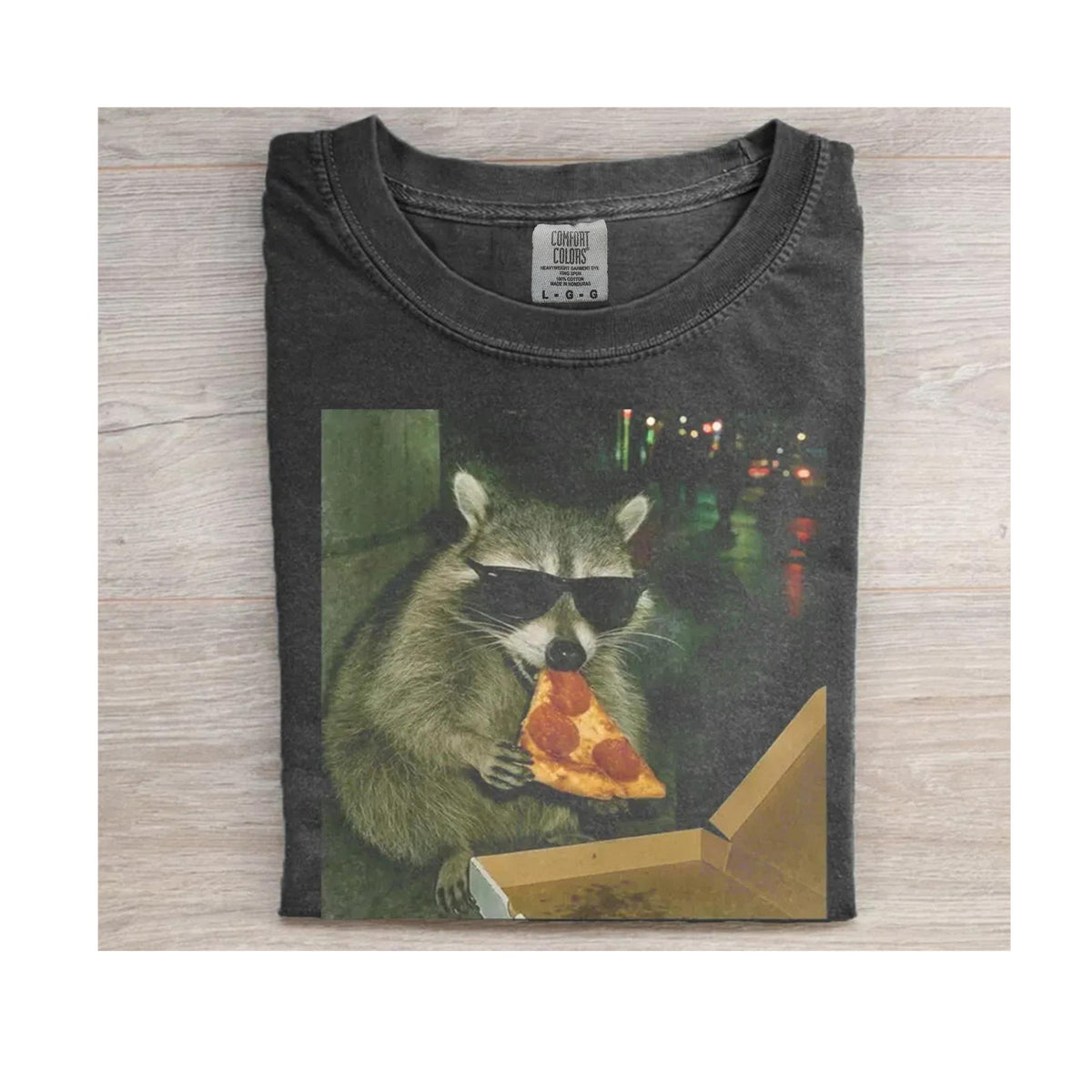 Raccoon Eating Pizza - Funny Meme Shirt Funny Graphic Tee Silly Shirt Gift Sarcastic Novelty Shirts Womens Funny Racoon Meme T-Shirt Vintage