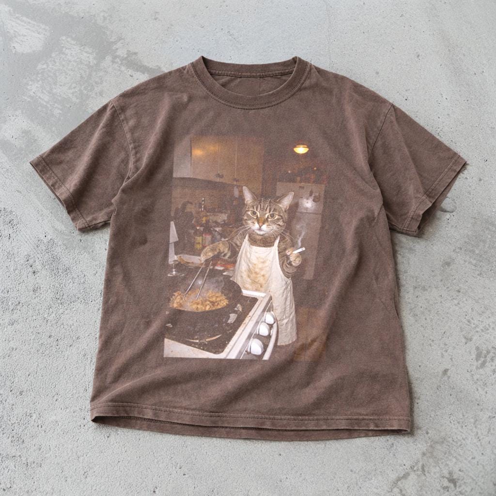 Funny Cat T-Shirt - Retro Cooking Cat Meme Graphic Tee