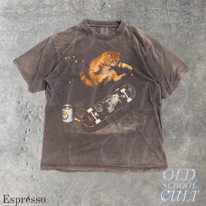 Skateboarding Cat Graphic T Shirt, Vintage Cats Skate Tee, Retro Streetwear Shirts, Funny Kitten Top, Unisex Oversized Cool Beer Tshirt
