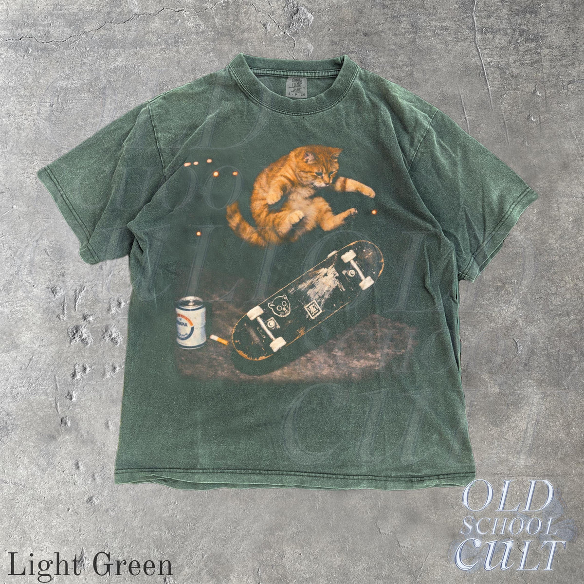 Skateboarding Cat Graphic T Shirt, Vintage Cats Skate Tee, Retro Streetwear Shirts, Funny Kitten Top, Unisex Oversized Cool Beer Tshirt