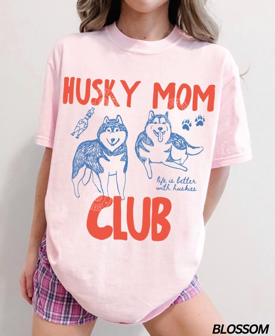 Husky Mom Club Shirt, Husky Lover Tshirt, Pet Parent Tee, Gift for Dog Mom, Dog Mom Graphic Tee, Comfort Colors® Dog Shirt, Dog Lover Shirts