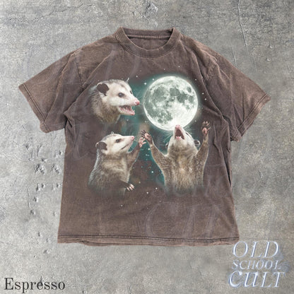 Opossum Howling at Moon Vintage 90s Graphic T Shirt, Retro Possum Silly Gift
