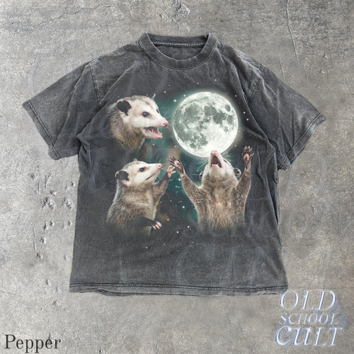 Opossum Howling at Moon Vintage 90s Graphic T Shirt, Retro Possum Silly Gift