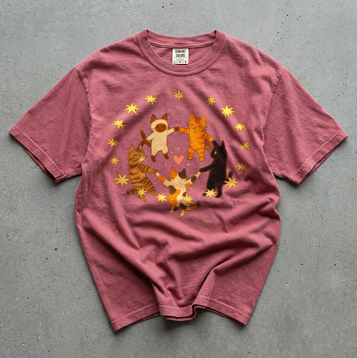 Comfort Colors Dancing Cats T-Shirt, Cat Lover Shirt, Retro 70s Vibe, Gift for Cat Mom