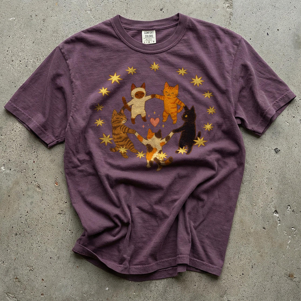 Comfort Colors Dancing Cats T-Shirt, Cat Lover Shirt, Retro 70s Vibe, Gift for Cat Mom