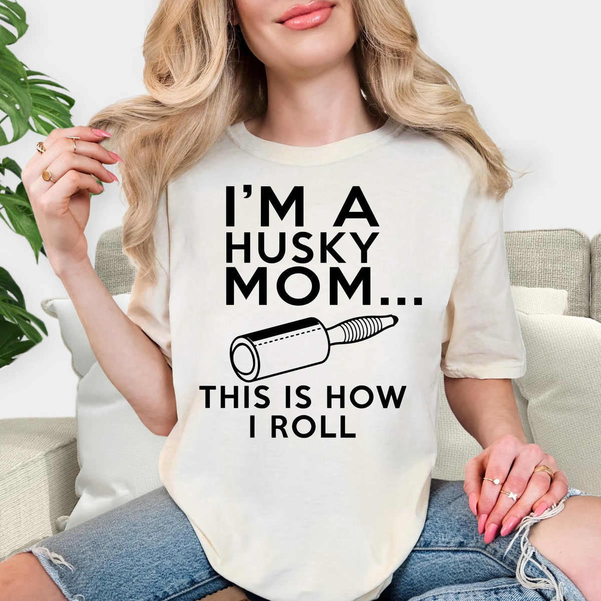 Comfort Colors®  Dog Mom T Shirt, Mom Life Shirt, I'm A Husky Mom This Is How I Roll Shirt, Mothers Day Shirt, Dog Mom Gift, Husky Mama Gift