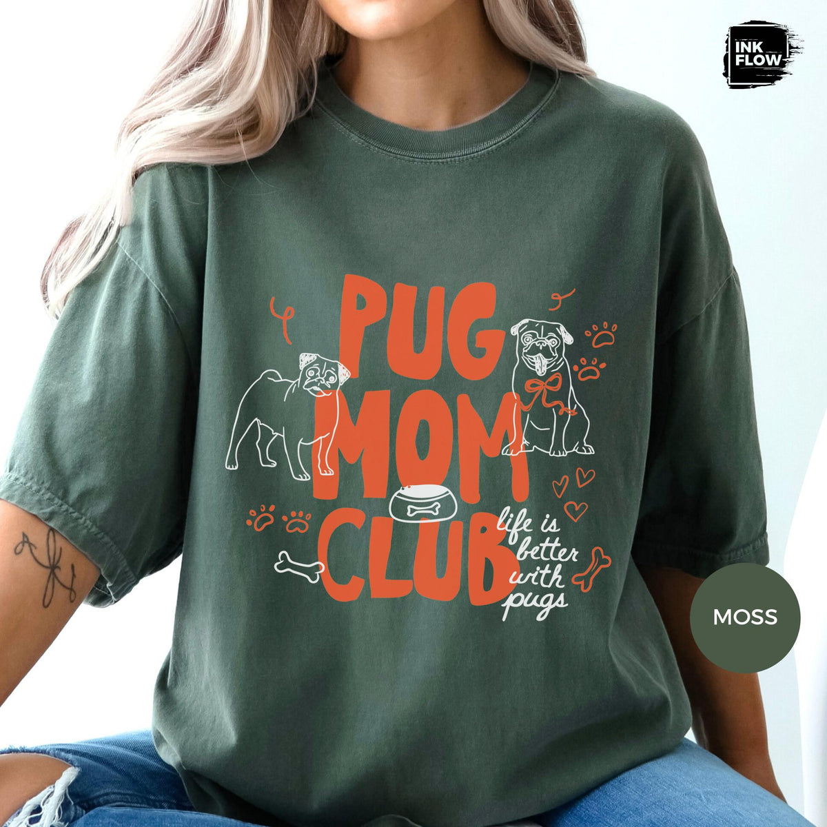Pug Mom Club Comfort Colors T-Shirt – Funny Dog Mom Graphic Tee