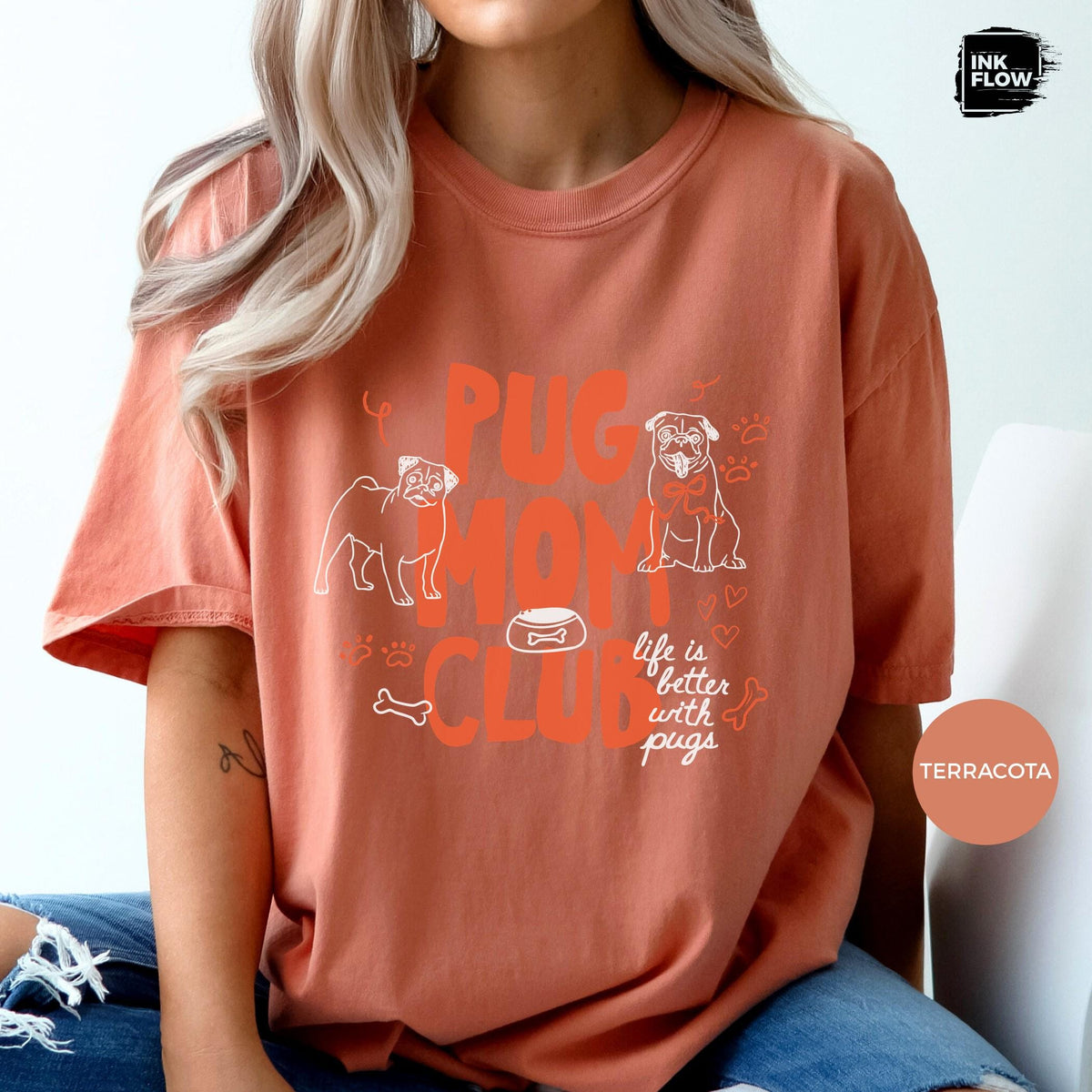 Pug Mom Club Comfort Colors T-Shirt – Funny Dog Mom Graphic Tee