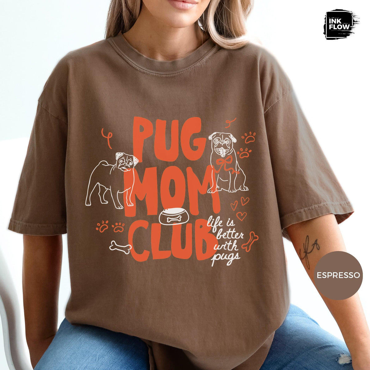 Pug Mom Club Comfort Colors T-Shirt – Funny Dog Mom Graphic Tee