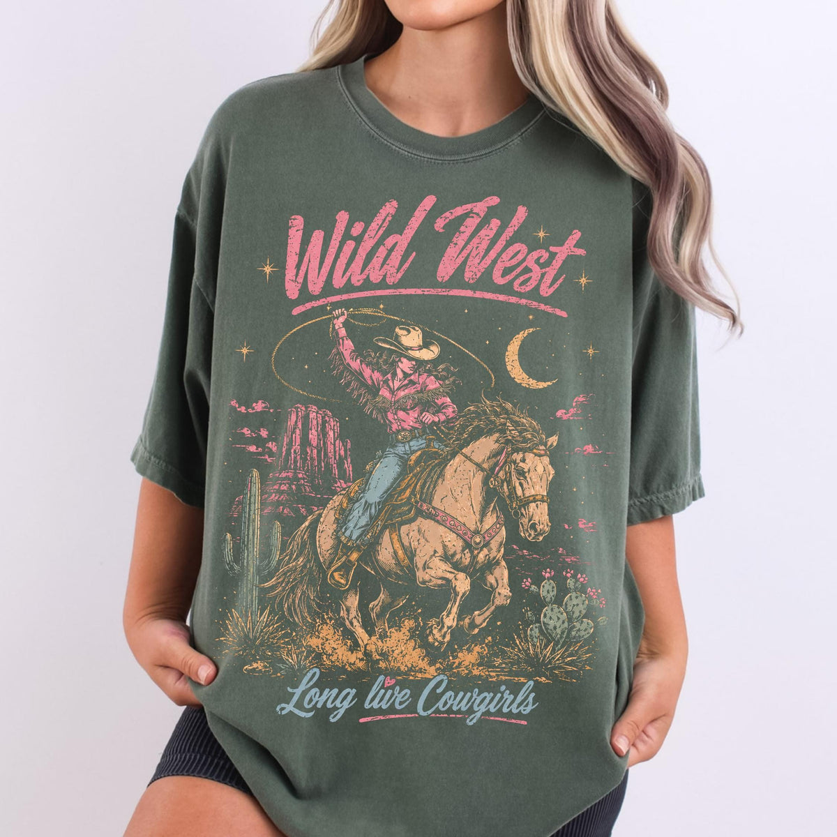 Retro Wild West Shirt, Western Graphic Tee, Vintage Cowboy Aesthetic Tshirt, Country Concert Apparel, Cowgirl Gift Shirt