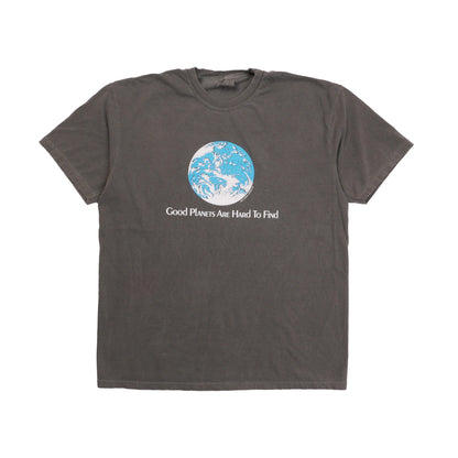 Good Planets Are Hard To Find Vintage Faded T-shirt Nasa Earth Globe Planet Outer Space Astronaut View Green Enviromental Peace - XL