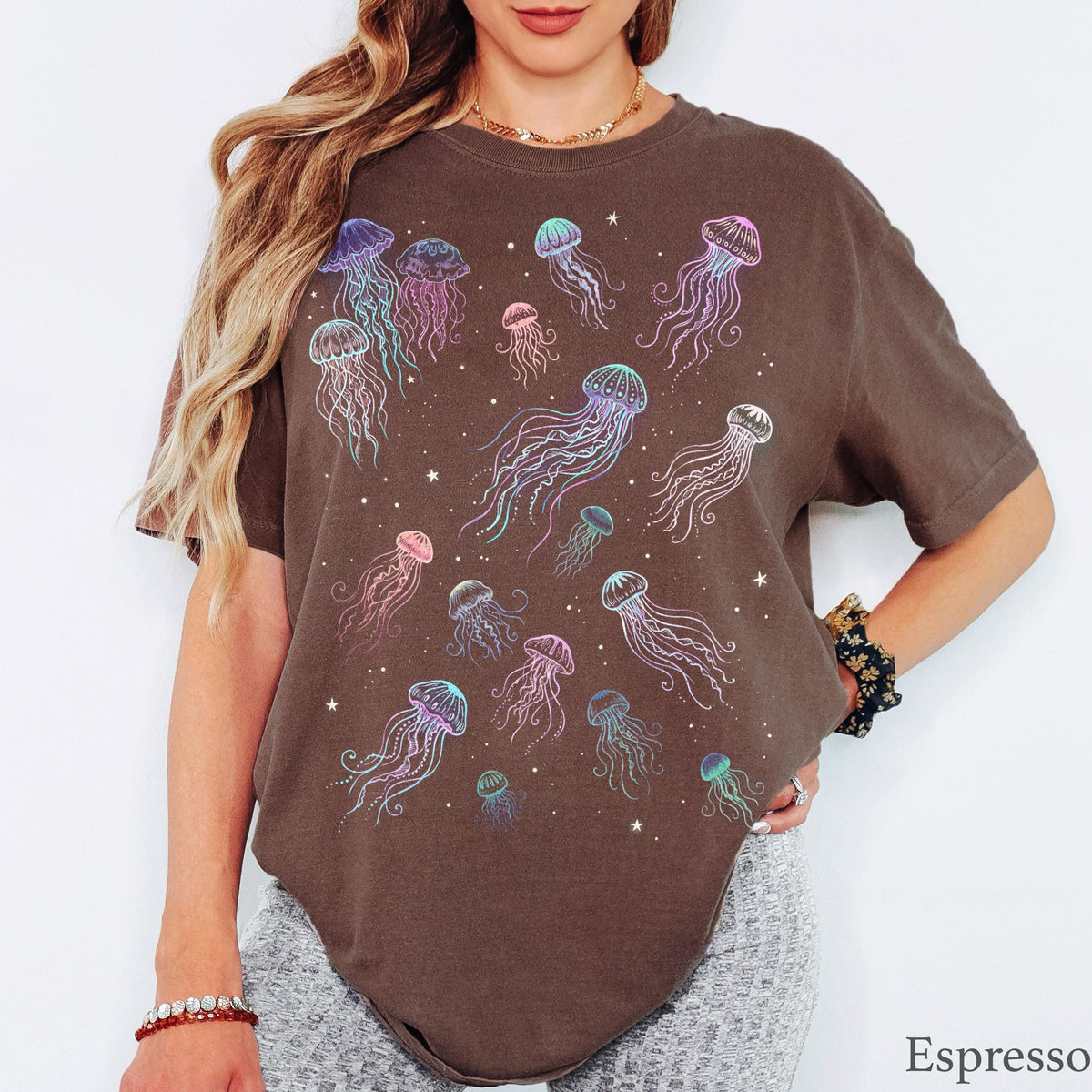 90s Jellyfish T-Shirt - Men & Women's Unisex Graphic Tee - Retro Marine Life Shirt - Sea Creatures Tee - Aquatic Streetwear - Beach Shirt
