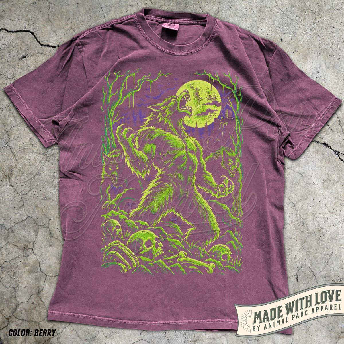 Vintage Werewolf Comic Style Tee, Full Moon Howling Wolf T-Shirt, Gothic Horror Shirt, Halloween Creature Top, Mythical Beast Gift
