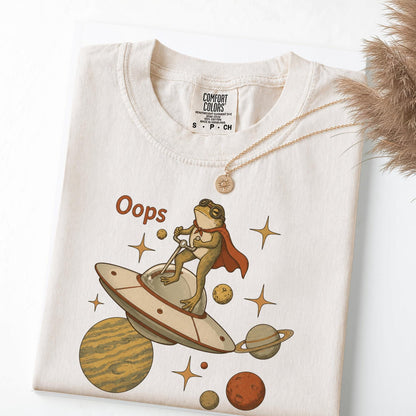 Retro Space Frog UFO Graphic Tee, Weirdcore Sci-Fi Apparel