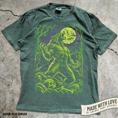 Vintage Werewolf Comic Style Tee, Full Moon Howling Wolf T-Shirt, Gothic Horror Shirt, Halloween Creature Top, Mythical Beast Gift