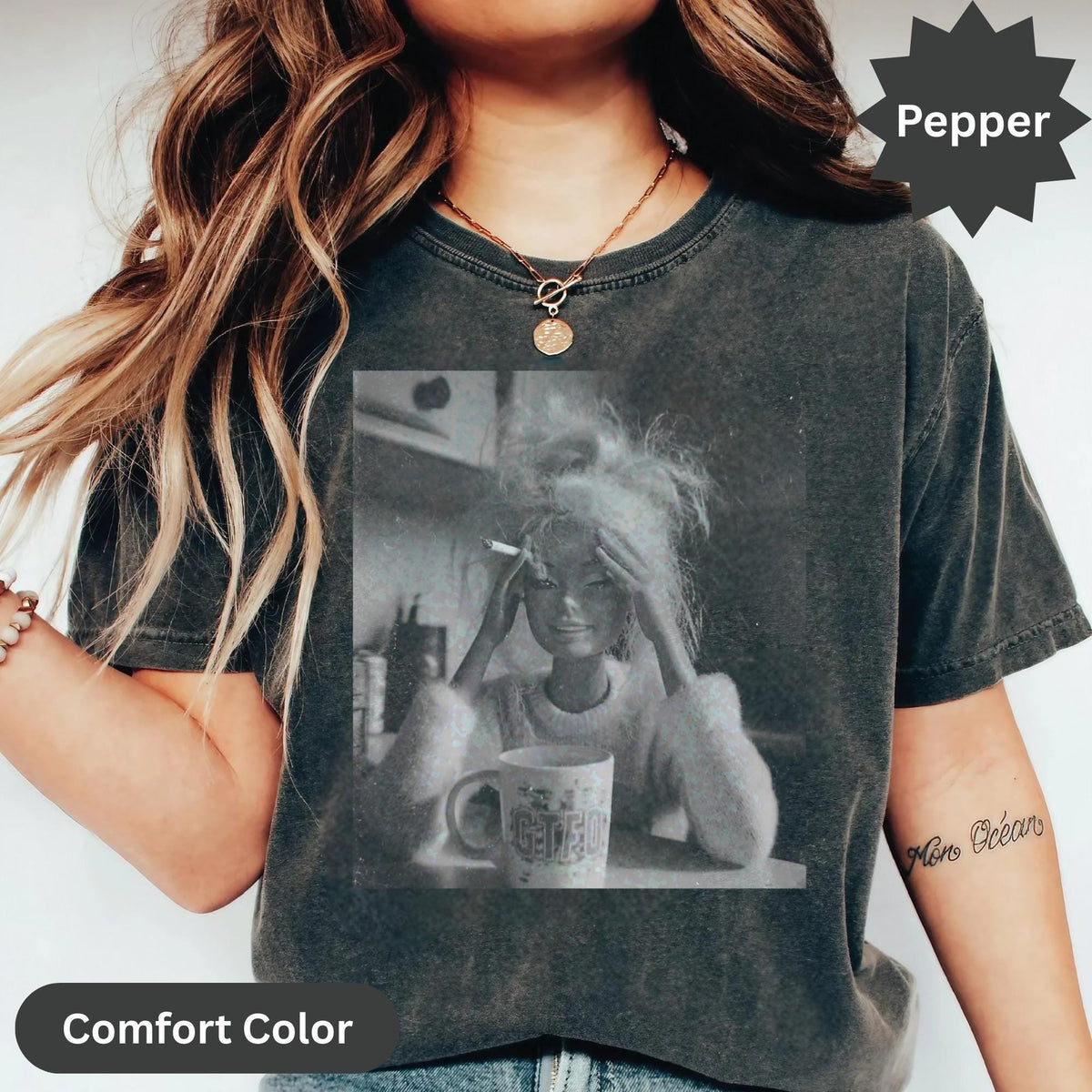 Vintage 90s Doll Face Meme Graphic T-Shirts Smoking GTFO Mug Distressed Funny